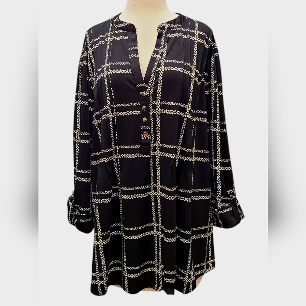 Cocomo size 3X black/white Blouse